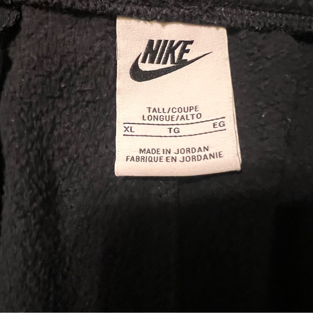 Nike Men's Black Sweatpants (flaws - see description) - Picture 2 of 7